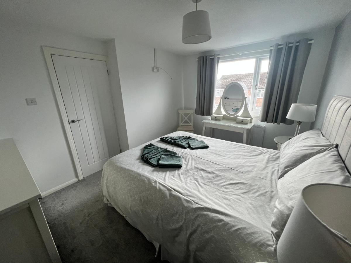 Very Comfy 3 Bed Town House Ashton-under-Lyne Exterior foto